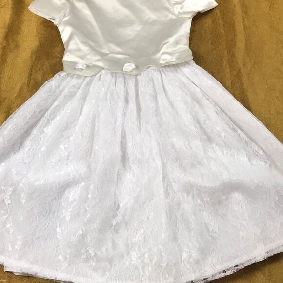 LITTLE MISS LACE DRESS MADE IN U.S.A WHITE GIRL SIZE 8 - Picture 6 of 16